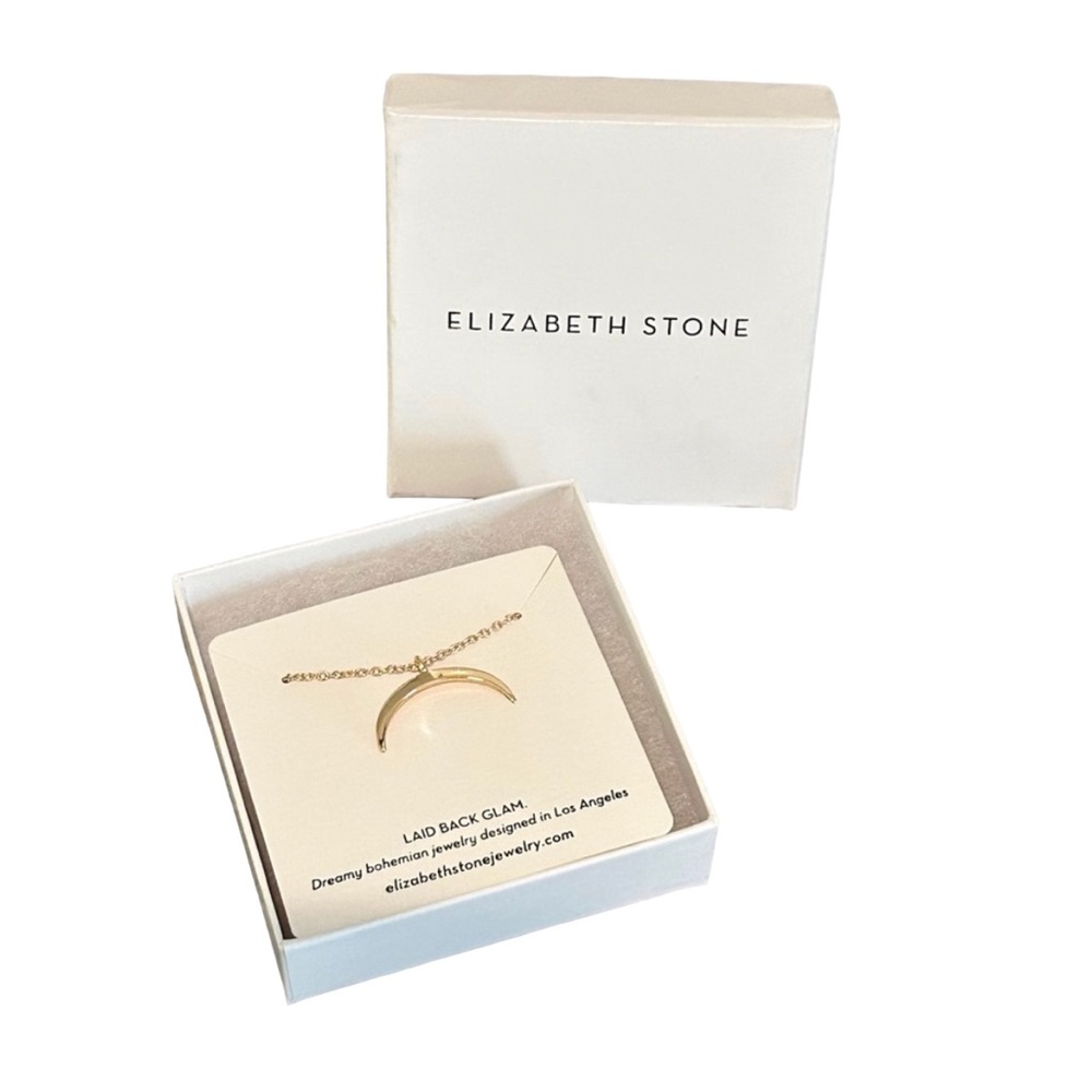 NWT Elizabeth Stone Crescent Moon Laid Back Glam Boho Necklace